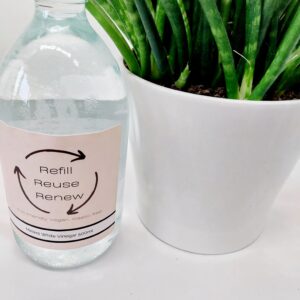 miniml refills unscented white vinegar in 500ml reusable glass bottle with aluminium lid