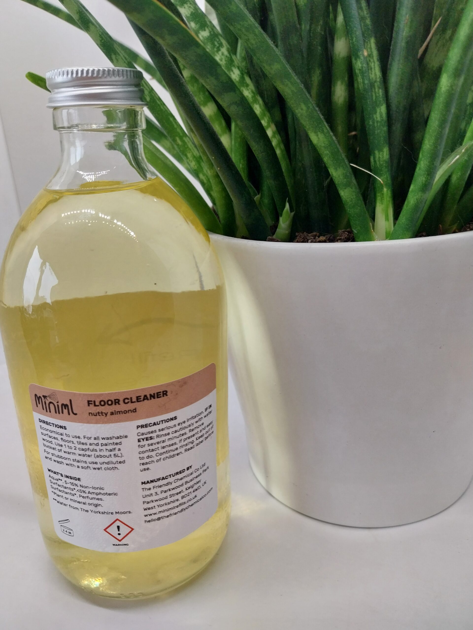 miniml refills floor cleaner miniml refills nutty almond floor cleaner 500ml in reusable glass bottle with aluminium lid