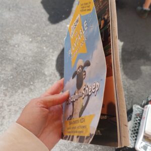 Willsow Plantable  Shaun the Sheep Children's Books - damaged edges